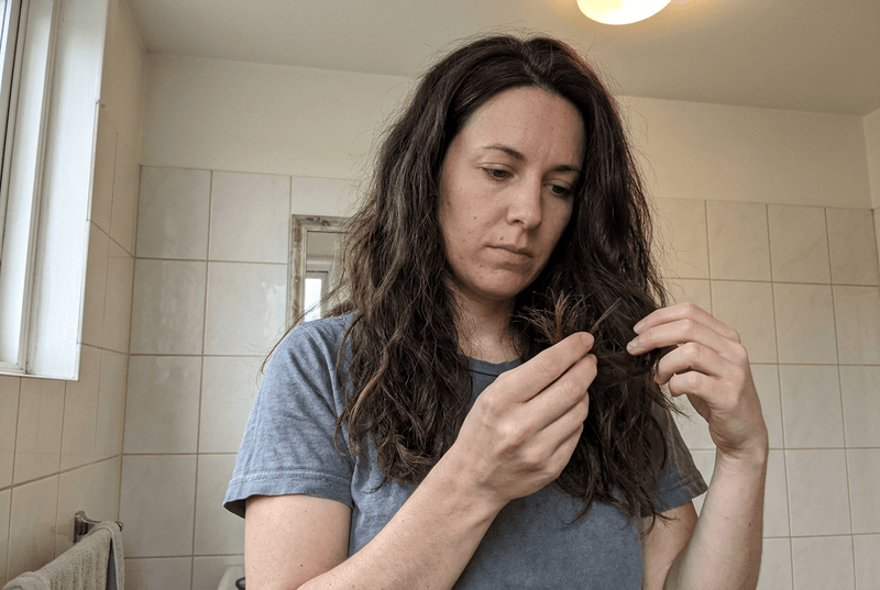 Schadet Glätten den Haaren? Was wirklich im Haar passiert - hihair